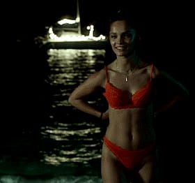 Babes Celebrity Hot: Smiling Sexy Babe in Orange Bikini'