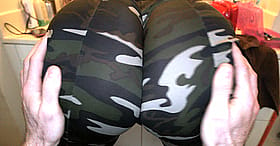 Ass Worship: Camo Booty Babe's Booty Call'