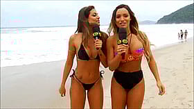 Babes with Big Tits on the Beach: A Sizzling Sexy Experience'
