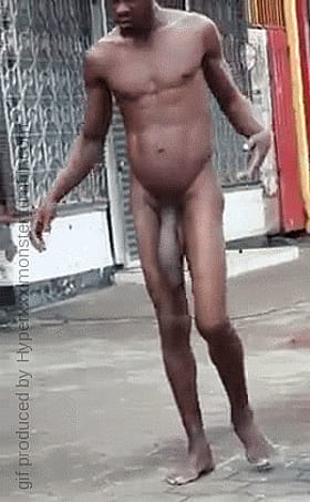 Penis Pumpin' Pimp Strolls Naked in the Street'