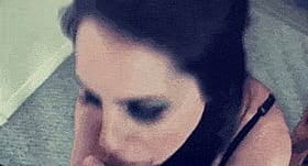 Allison Moore Gives a Sizzling Blowjob to a Brunette Babes'