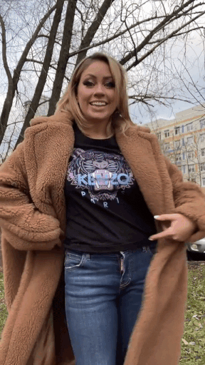 Blonde Amateur Titty Flashing: Big Tits and More picture 1 of 1