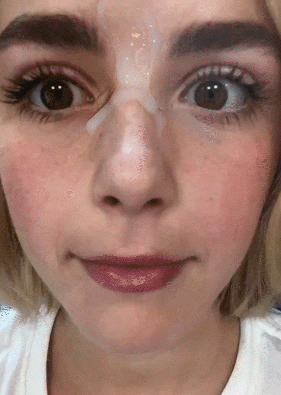 Celeb Cum Fake: A Hollywood Hottie's Secret picture 1 of 1