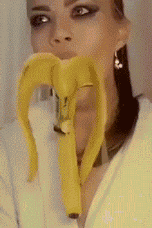 Amateur Deepthroat Banana Babe picture 1 of 1